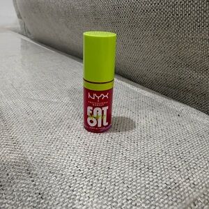 NYX Fat Lip Oil